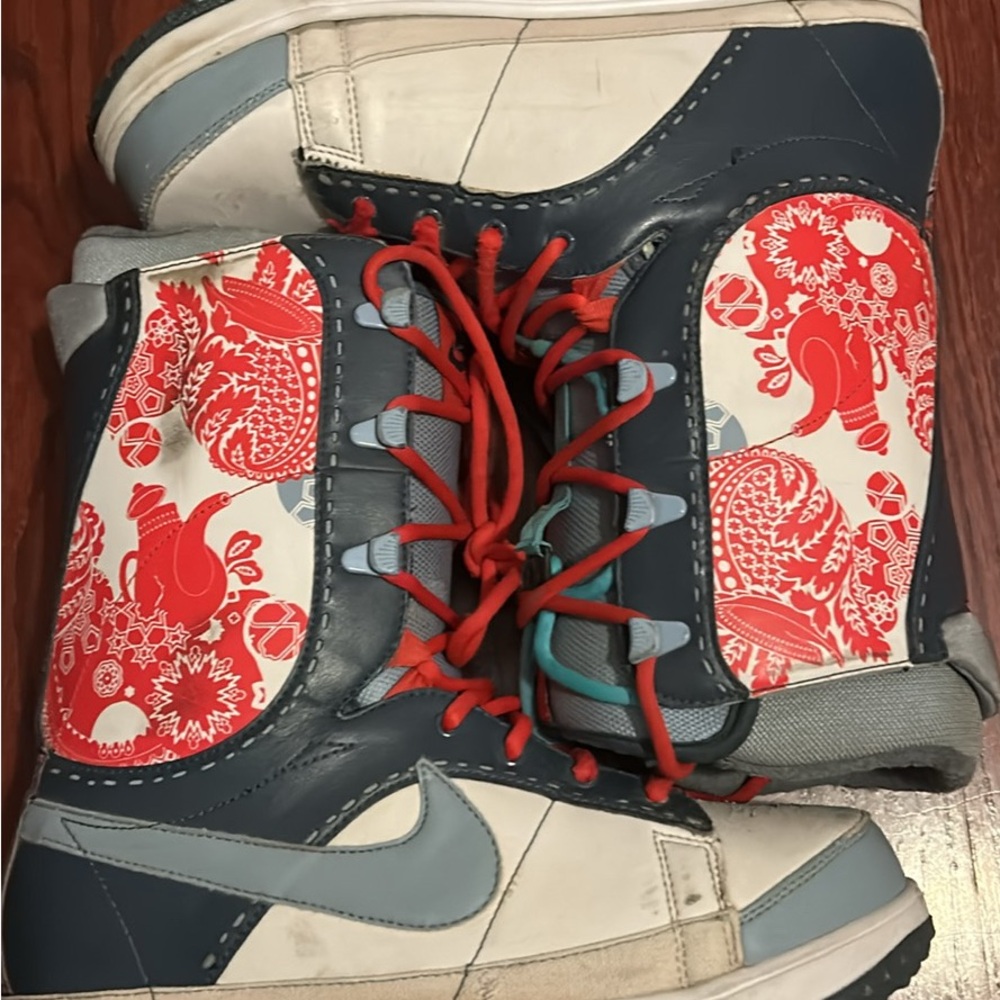 RARE Nike Baxa Snowboarding boots W10 M8.5